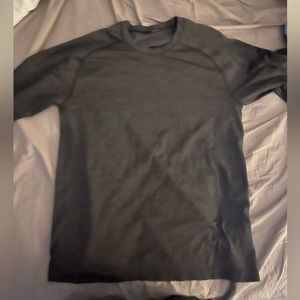 lululemon long sleep t shirt